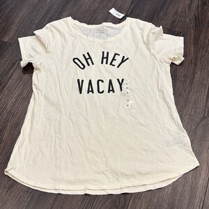 Old Navy Cream Graphic Tee